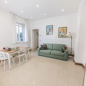 https://agrippina-house-mura-vaticane.it-romehotels.com